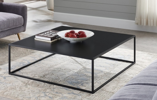 Table basse, dans quel matériau la choisir ?